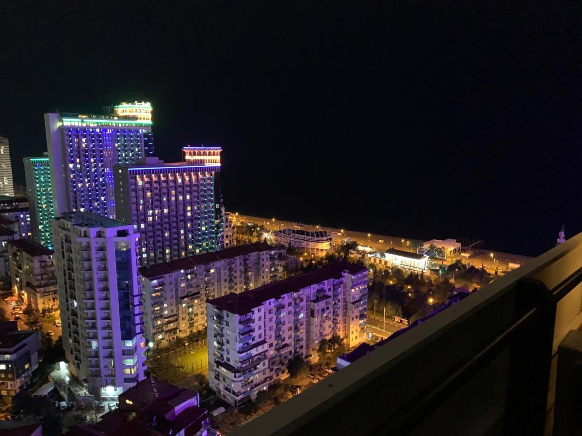 Vip Aparthotel Orbi City Sea View Batumi Zewnętrze zdjęcie
