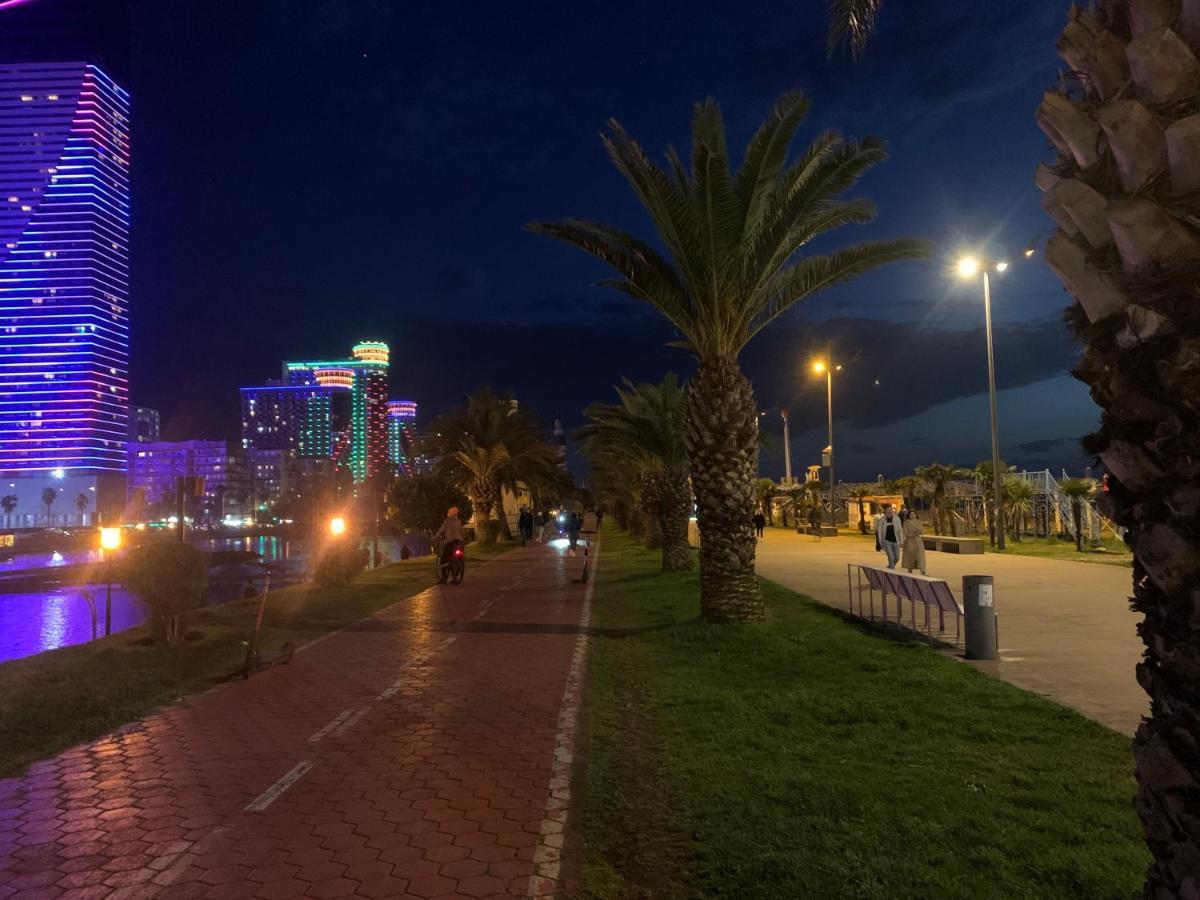 Vip Aparthotel Orbi City Sea View Batumi Zewnętrze zdjęcie