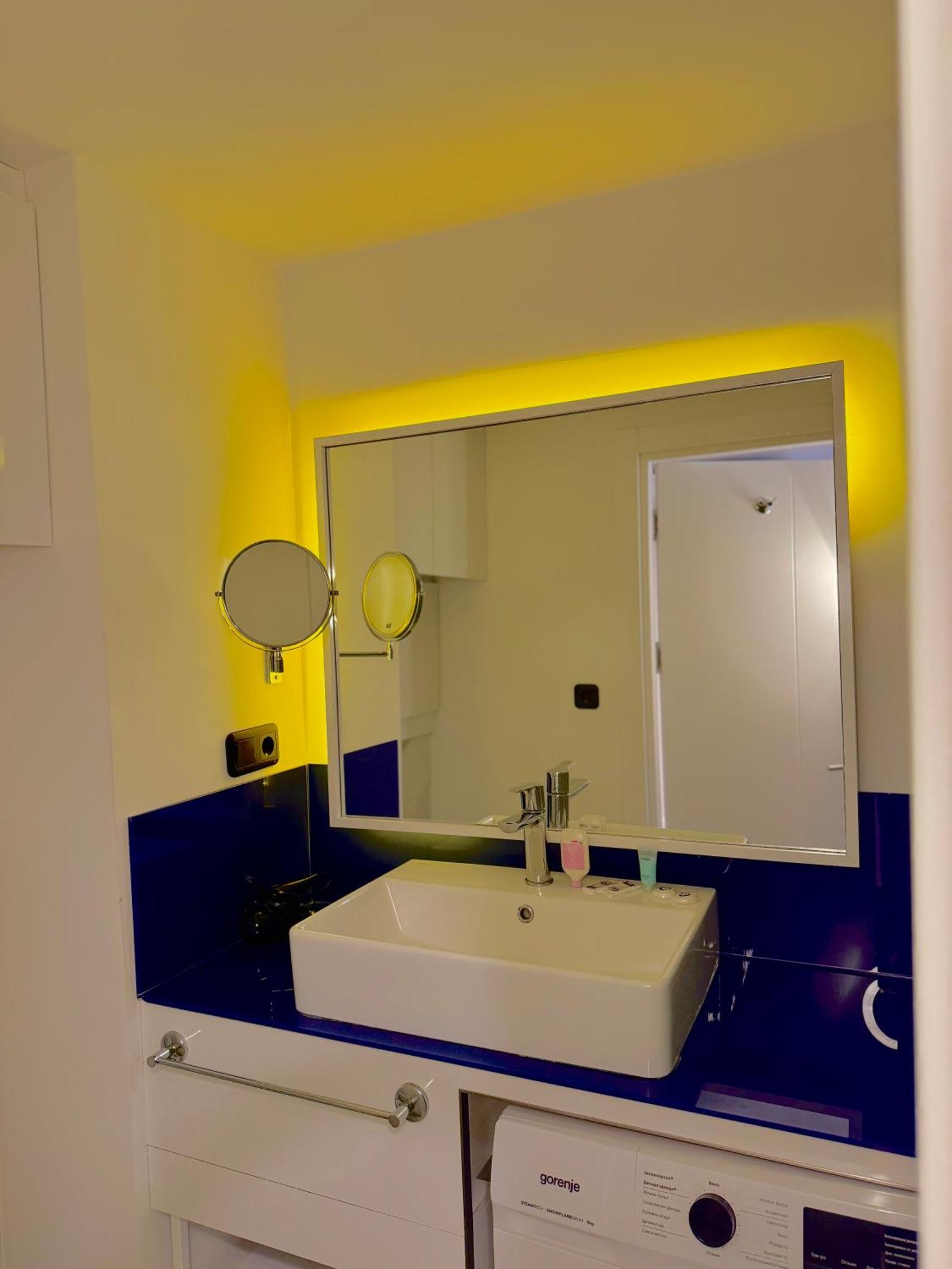 Vip Aparthotel Orbi City Sea View Batumi Zewnętrze zdjęcie