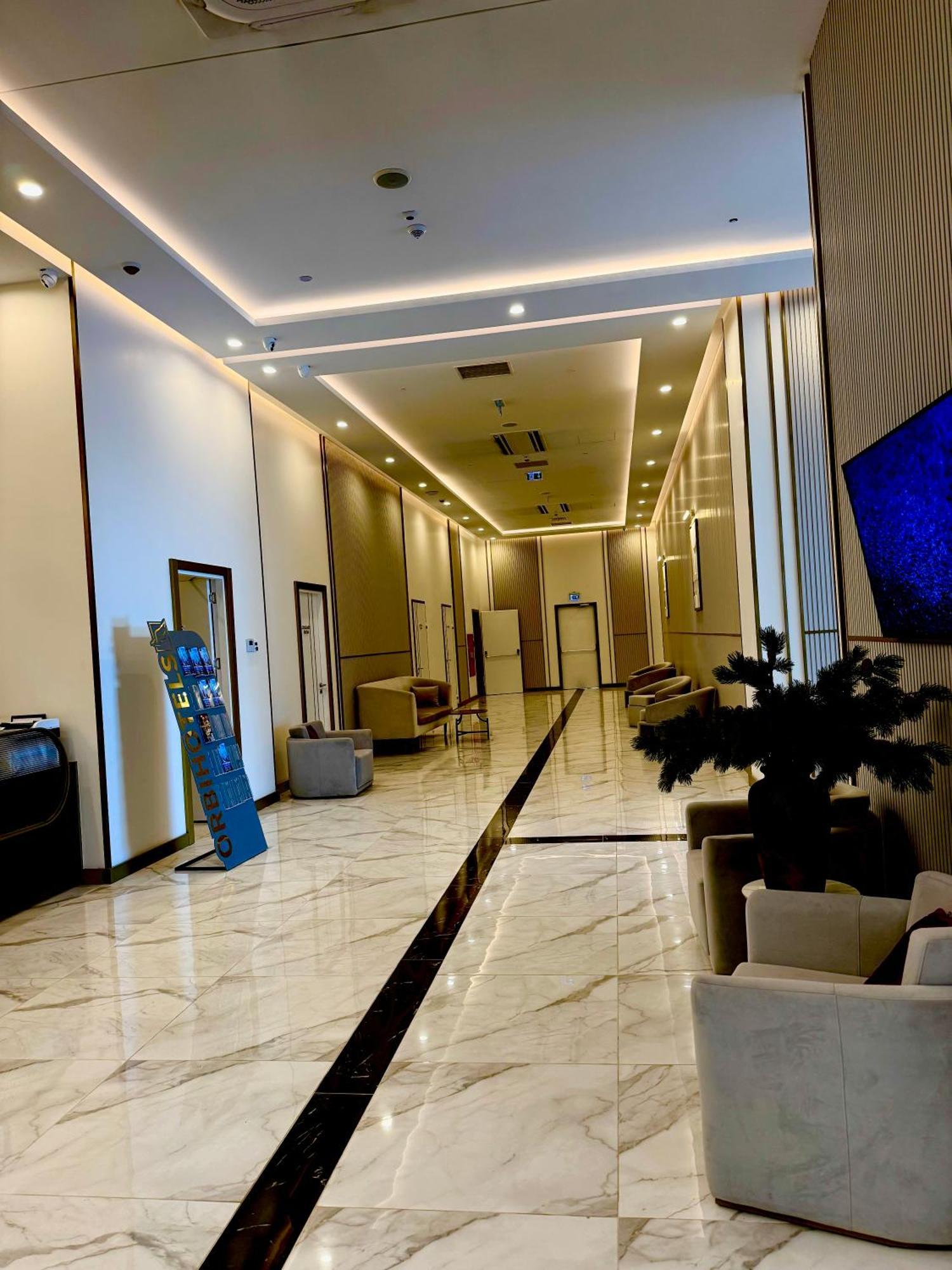 Vip Aparthotel Orbi City Sea View Batumi Zewnętrze zdjęcie